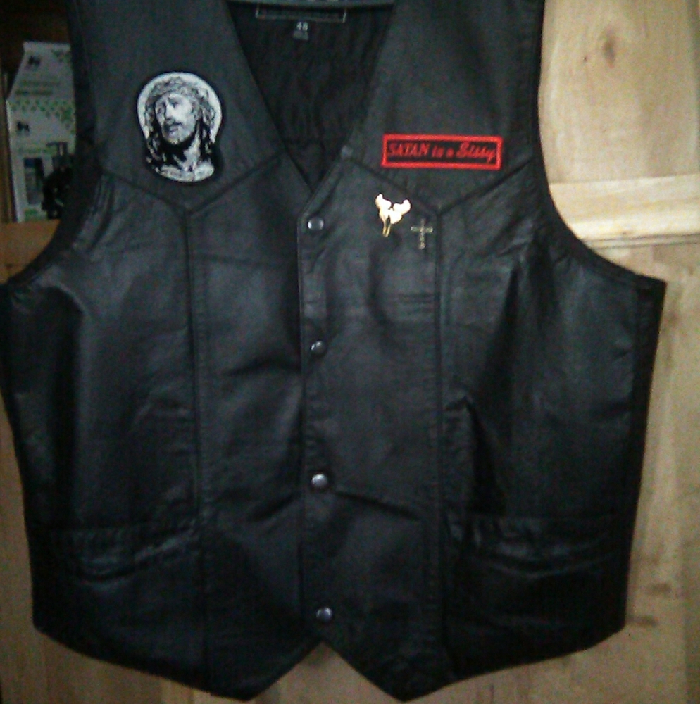 Nice leather vest size 48